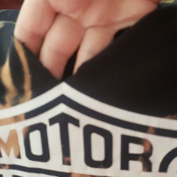 Like New Ladies Harley Davidson Flame T-Shirt Sz M? - Picture 6 of 6